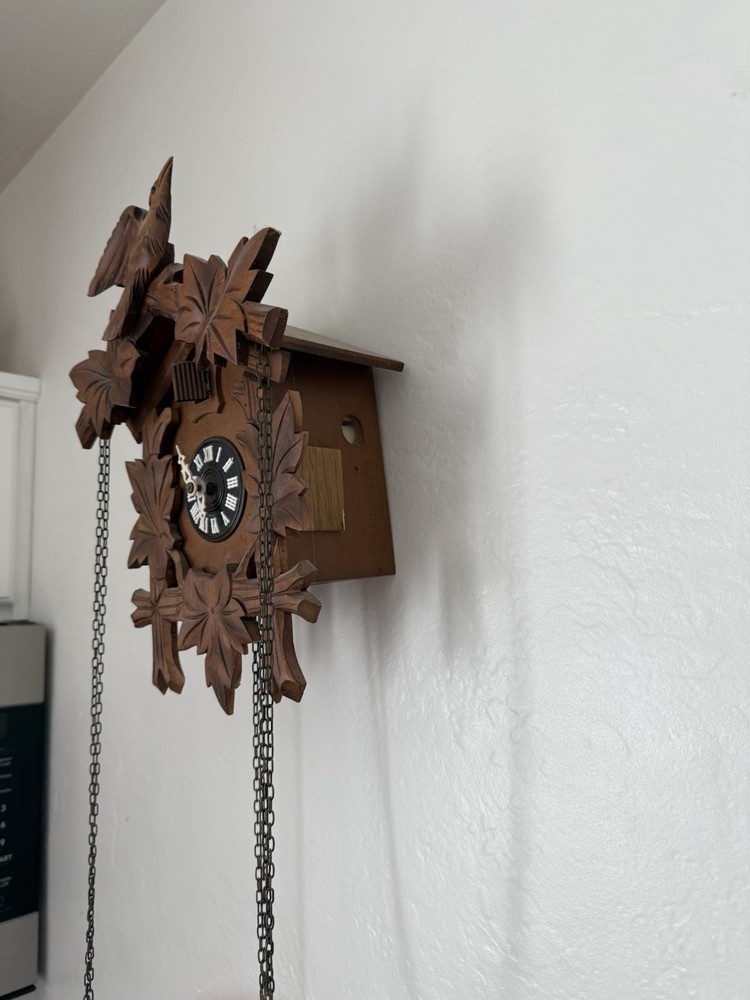 Cukoo Vintage Clock Black Forest Style Wall Clock