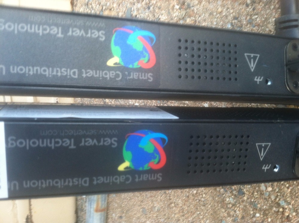 2 Server Technology Smart CDU / PDU igood condition L30 plug 1 or 3 Phase Avail
