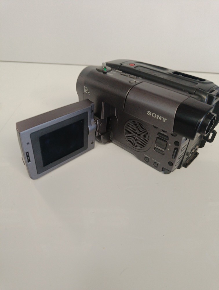 Sony CCD-TRV30E Video Camera Recorder (Untested)