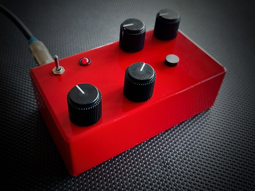 8-Bit Synthesizer (Handmade, Rucci)
