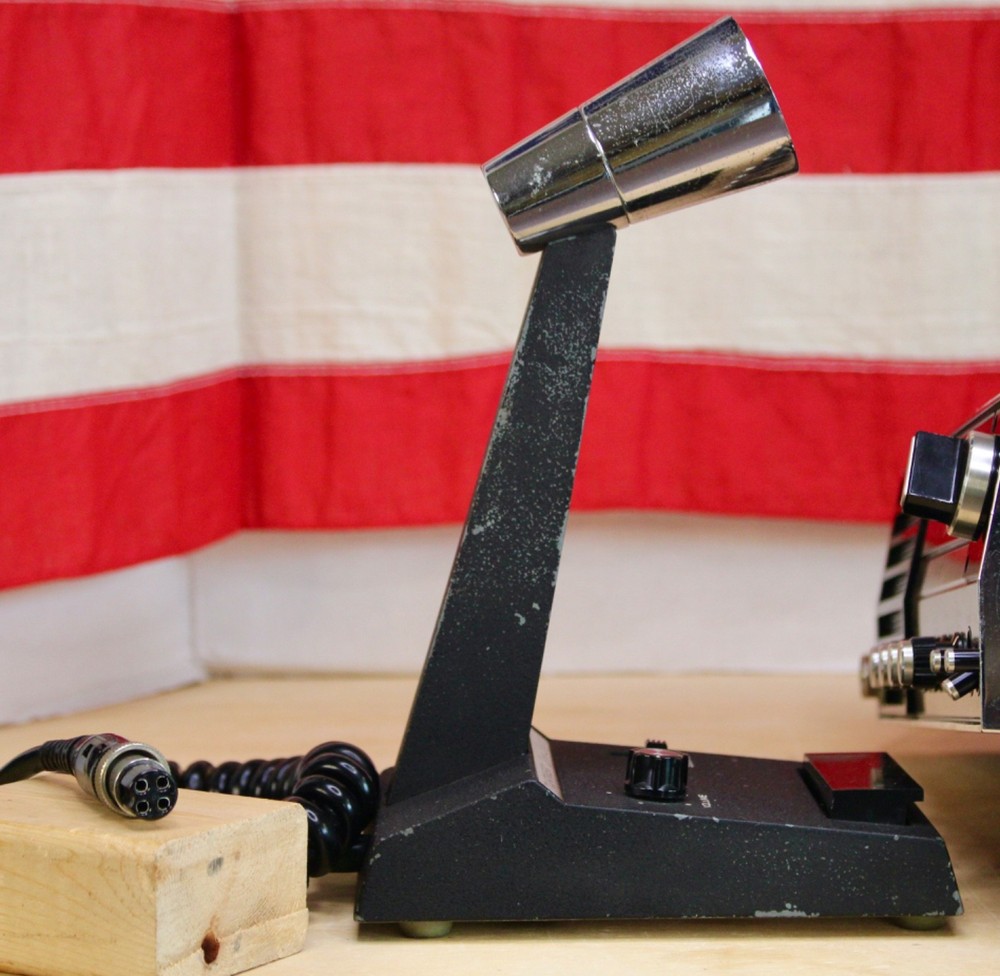 Channel Master Command Base 40 CB Base Station w/Turner Super Sidekick Mic
