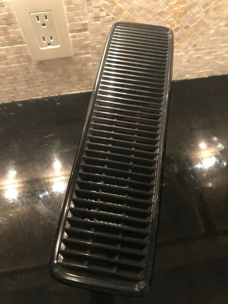 Mint Microsoft Model 1439 XBox 360 Black Console 250GB Power Cable