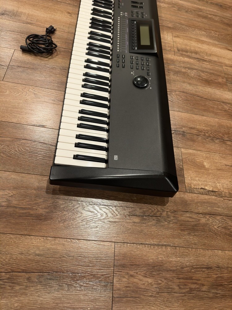 Yamaha W5 Synthesizer 76 keys Version 2 With USB Emulator