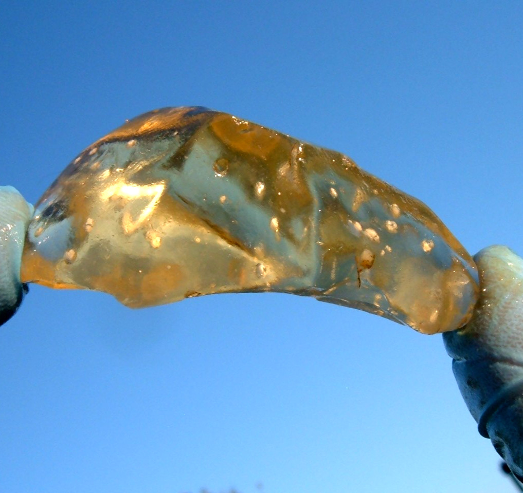 Libyan Desert Glass Meteorite Tektite impact specimen( 203 crt)Best ever AAAA+