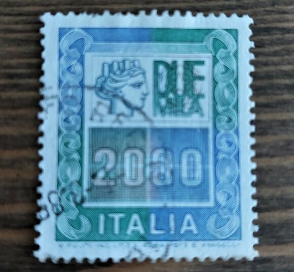 Italy 2000 lire 1978 Stamp