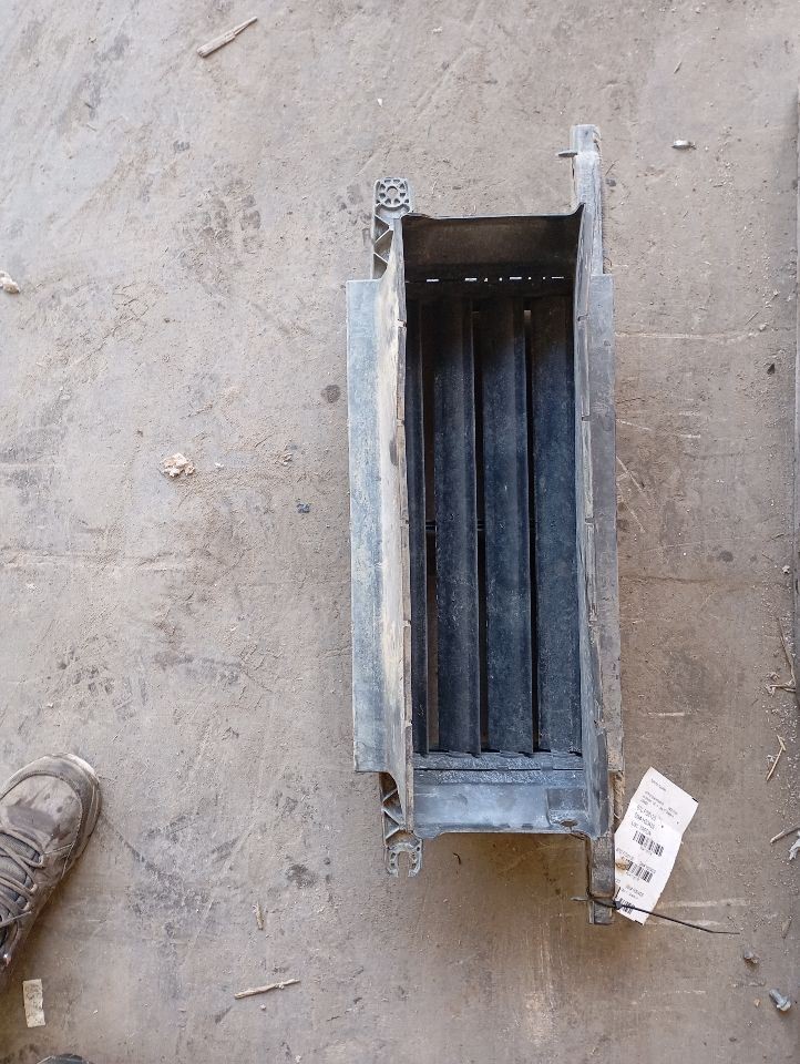 F150      2020 Air Shutter 4115178