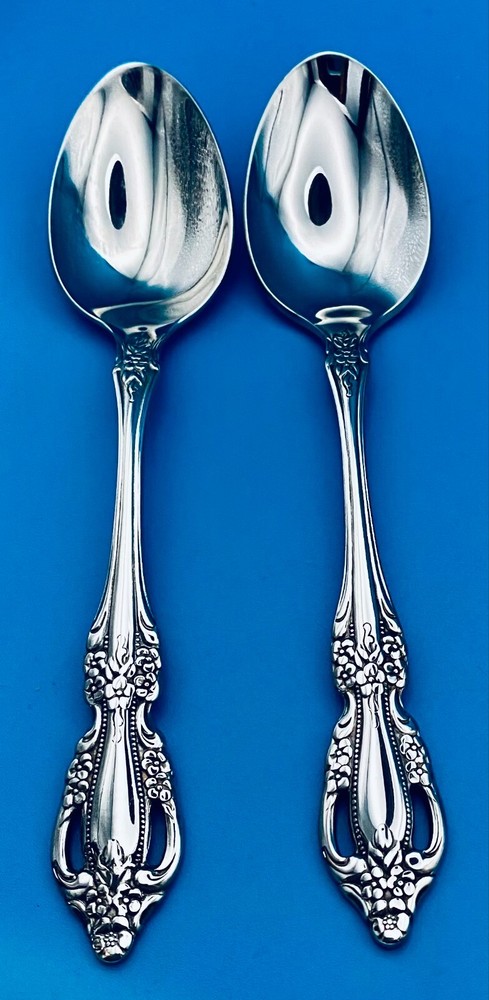 Set of 2 TWO Oneida Raphael Teaspoons 6" Stainless Flatware Silverware Deluxe