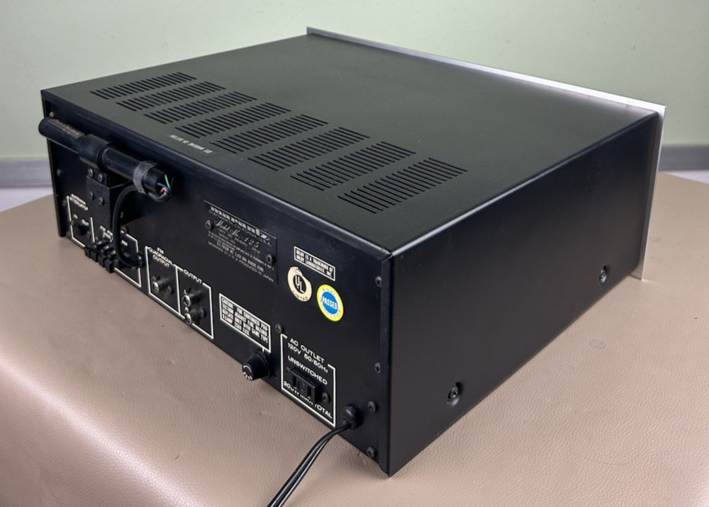 MARANTZ 125 STEREO TUNER NICE