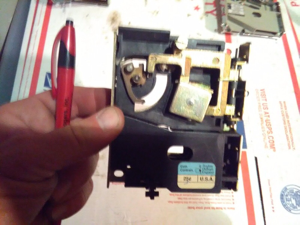 arcade quarter coin mech working #90