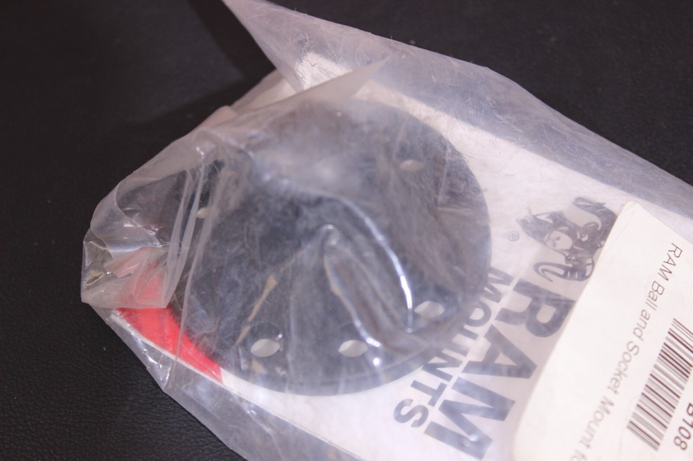 Topcon RAM Ball and Socket Mount B108