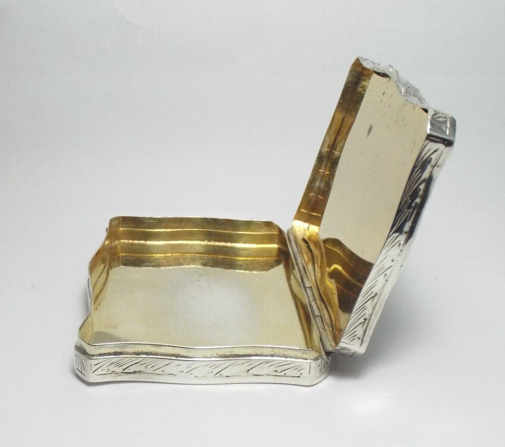 RARE ANTIQUE CONTINENTAL SOLID SILVER PIECED BOX, CASHEW BOX, c1900