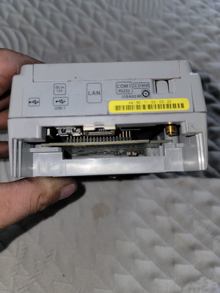 Untested Verifone UX300-WPWR Credit Card Reader