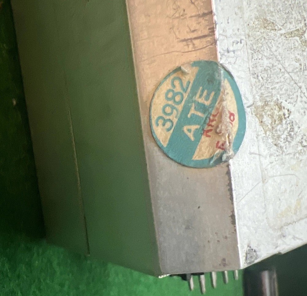 Bendix / King KI-208 VOR/LOC Converter / Indicator