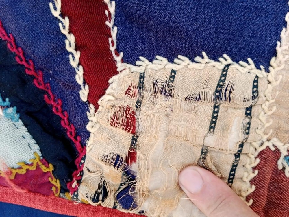 antique beautiful crazy handmade patchwork quilts it177