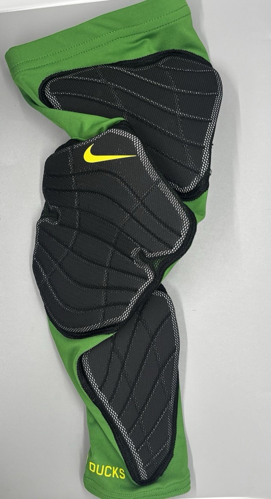 OREGON DUCKS TEAM ISSUE Nike Hyperstrong Pro RIGHT Padded Compression Arm Sleeve