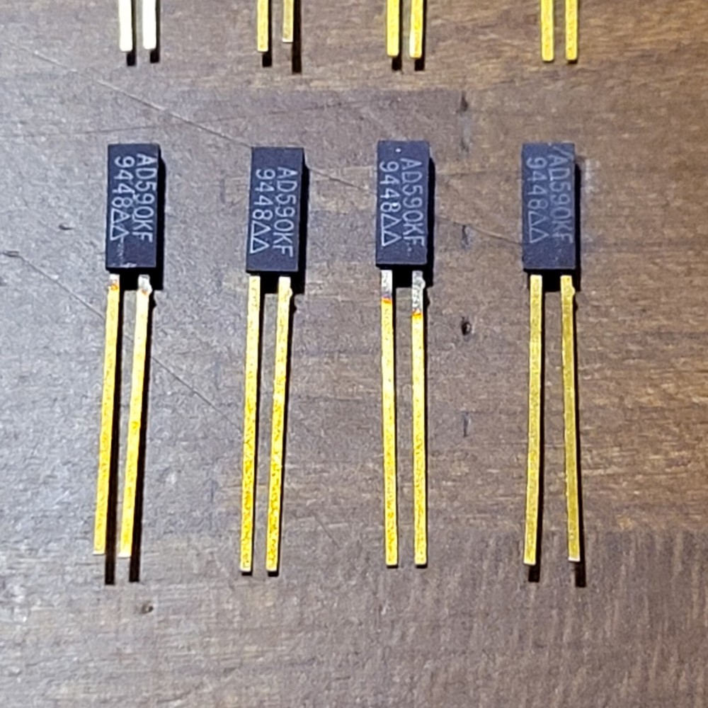AD590KF Analog Devices Temperature Sensor Quantity 8
