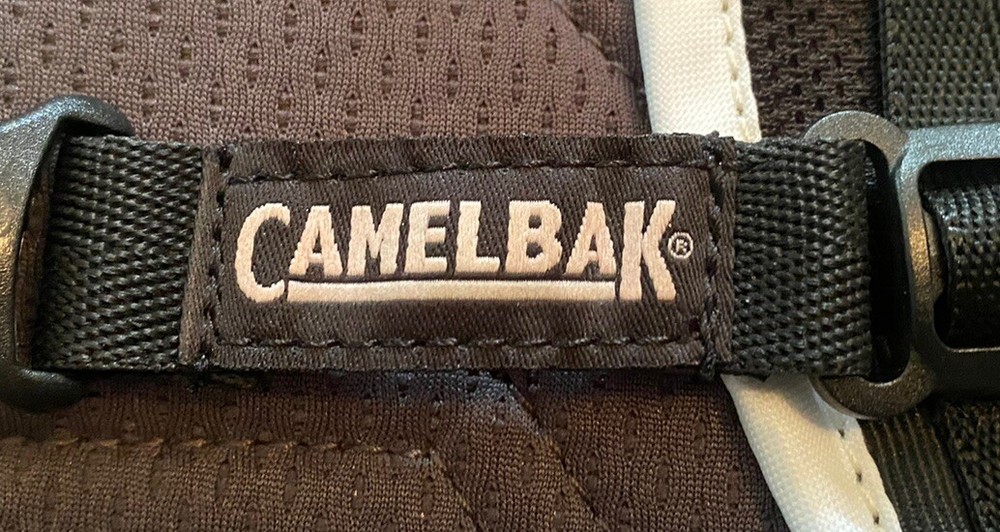 CAMELBAK Mini MULE M.U.L.E. Hydration Kids Back Pack W/ Bladder Red Flames