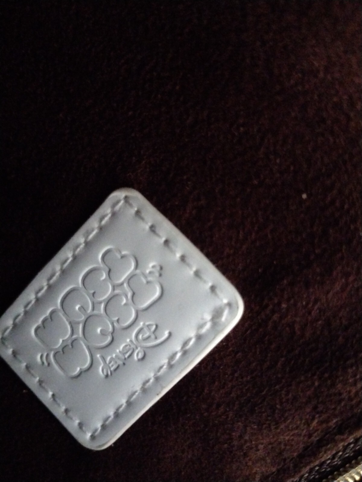 Large Disney Tsum Tsum Zip Pouch Wallet Call Out Vinyl Microfiber bag case 10x14