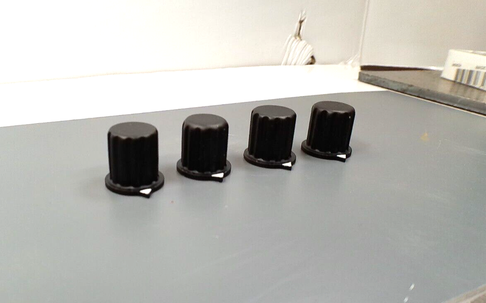 AVIONICS CONTROL KNOBS, FOR 1/8" SHAFT. SOLID ALUM, BLACK. QTY-4, 1 SET SCREWS