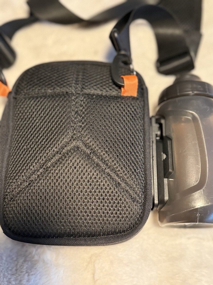 8Timer Cross Bag Shoulder Strap With Flip Lock Bottle.
