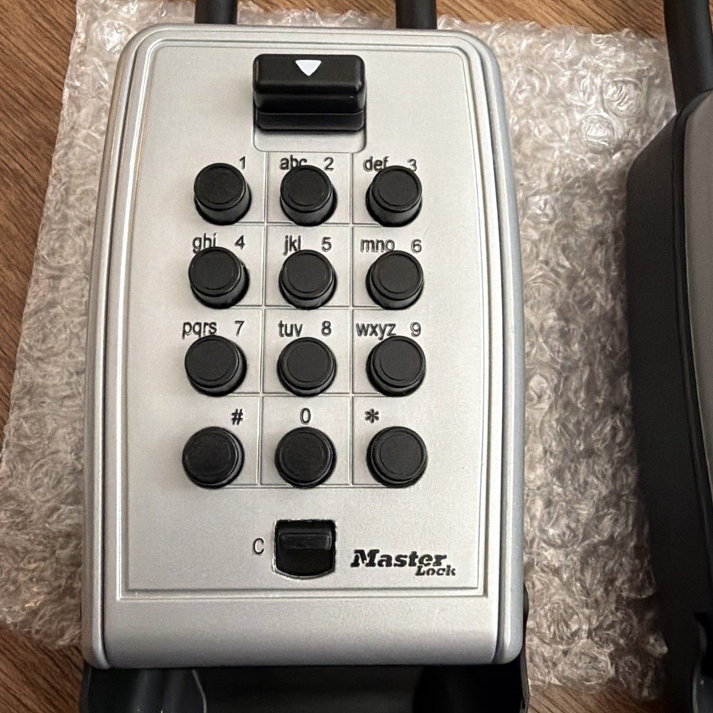 2 Master Lock Outdoor Key Lock Box Black Push Button Wall Mount Key Safe Storage