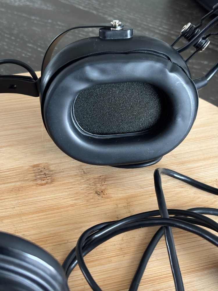 Flightcom Headset with Sonetics A-7A Microphone w Case