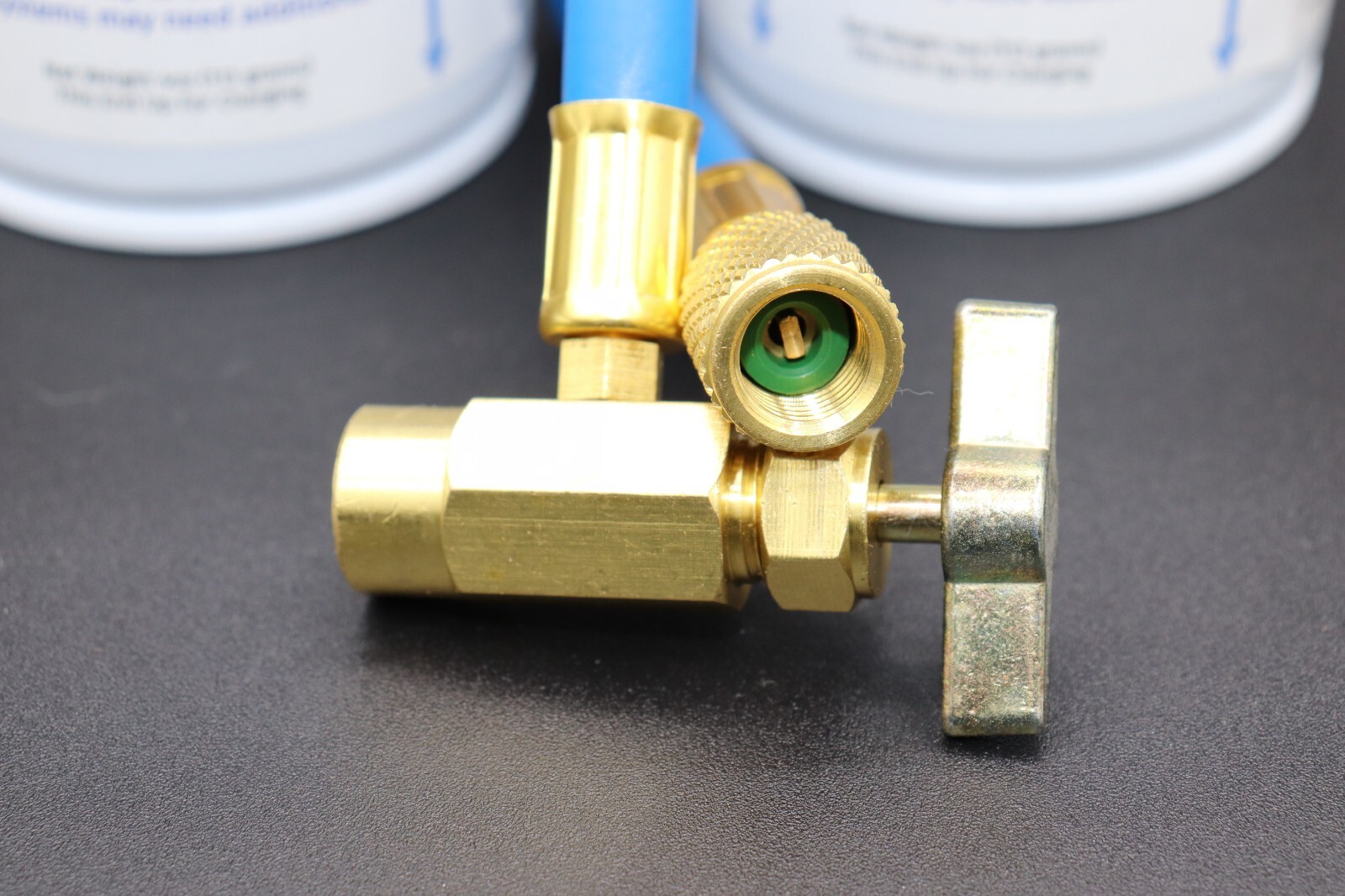 Proseal with Leak Detector for 134a Automotive Systems