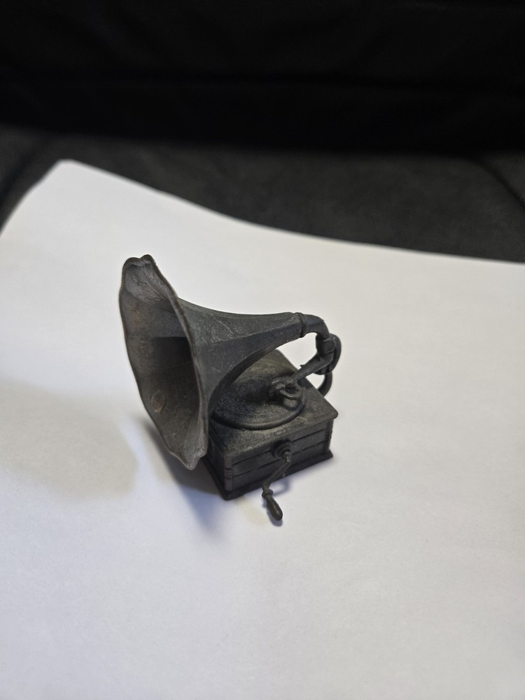 Vintage "old Time Phonograph" Die Cast Pencil Sharpener
