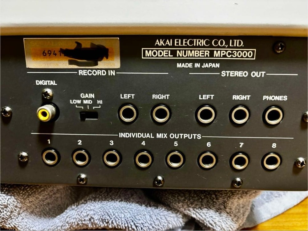 AKAI MPC3000 Sampler Drum Machine Tested Working From Japan