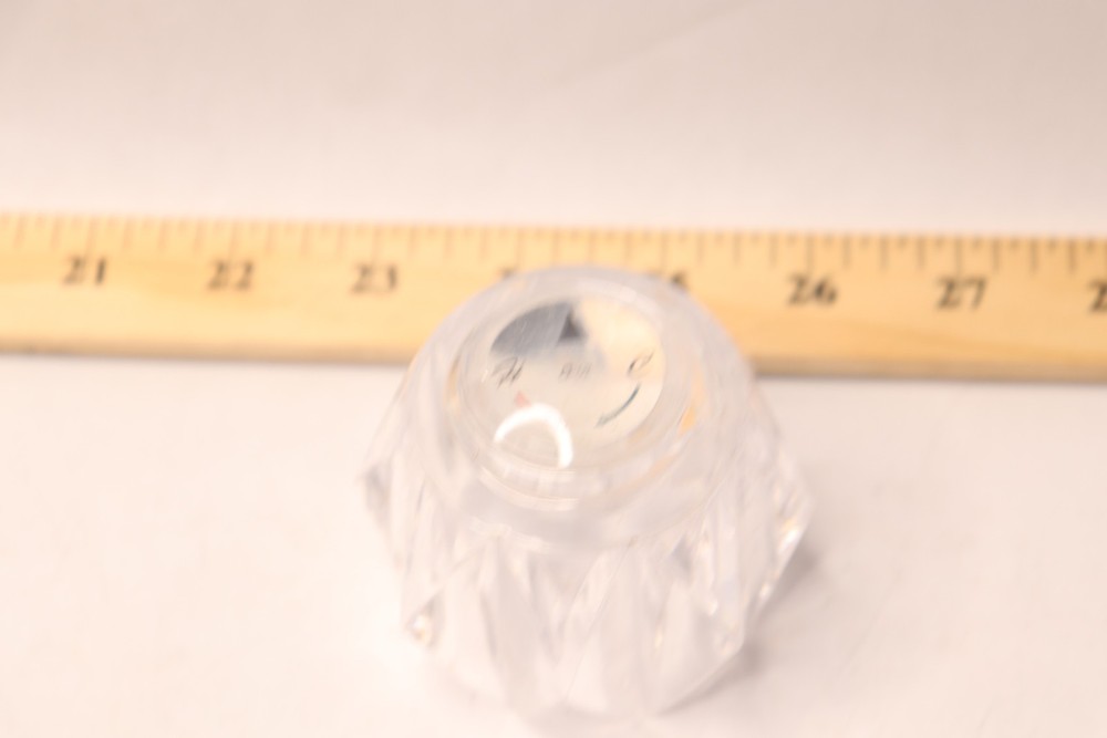 Bath Handle Acrylic White Clear