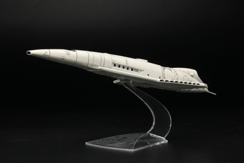 PLATZ Moebius model 2001: A Space Odyssey Orion Space Clipper