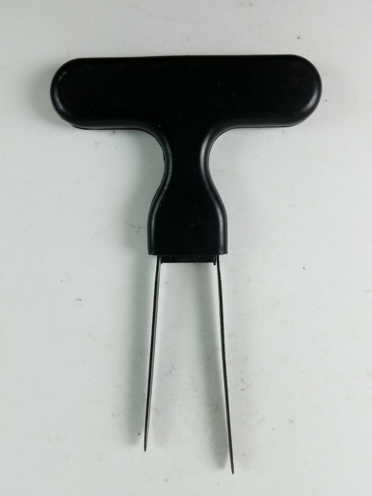 Cork Puller Wine Opener Corkscrew With Sheath