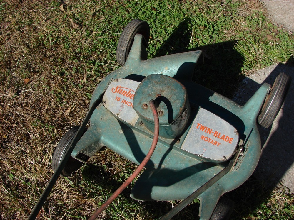 1940's - 50's Sunbeam Lawn Mower!! Works!!