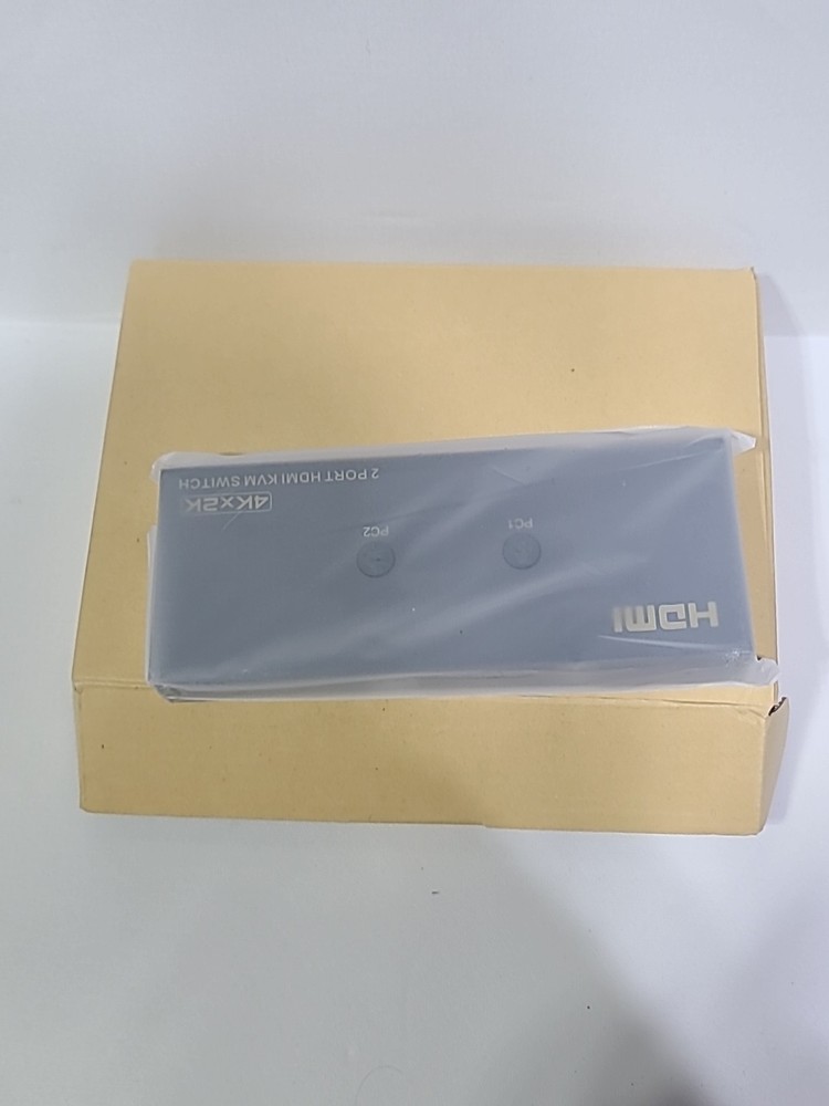 Rocketek 2 Port Hdmi Kvm Switch With Desktop Controller