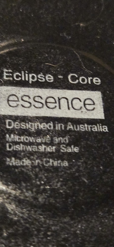 Essence Eclipse Core 10.25" Dinner Plate Red & Black Microwave Dishwasher Safe