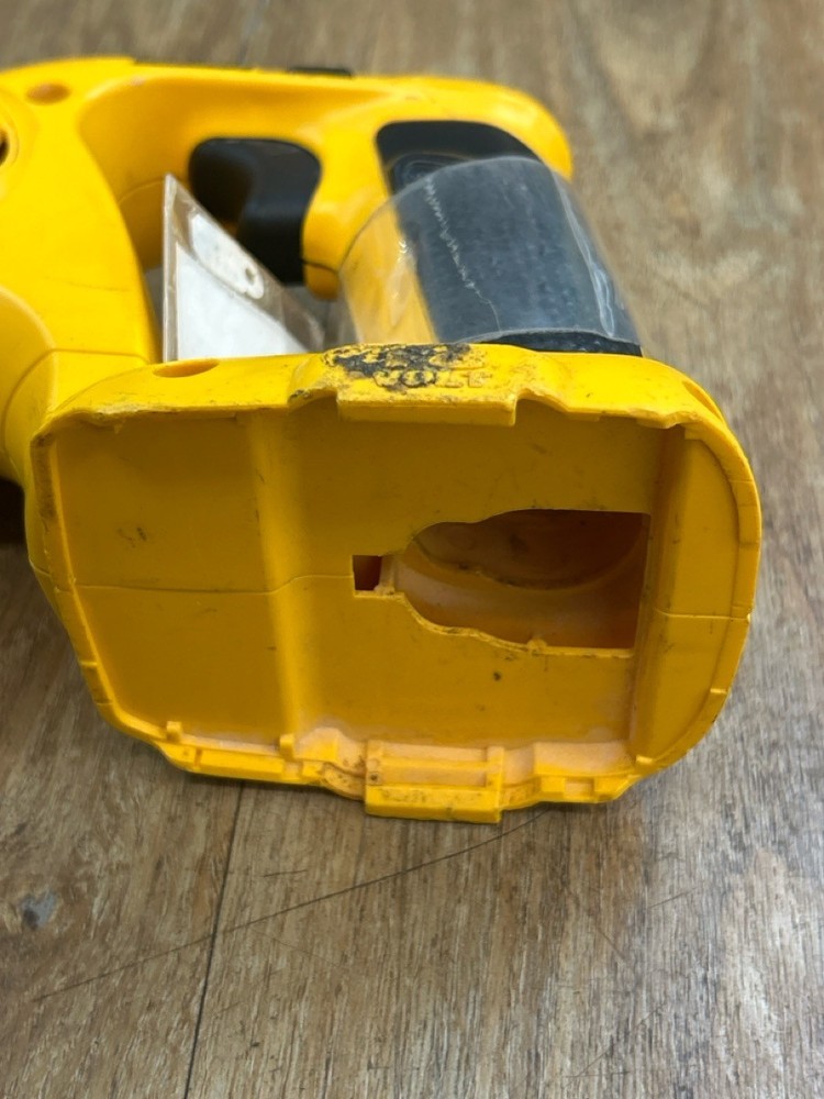 DEWALT DW938 (SBL008985)