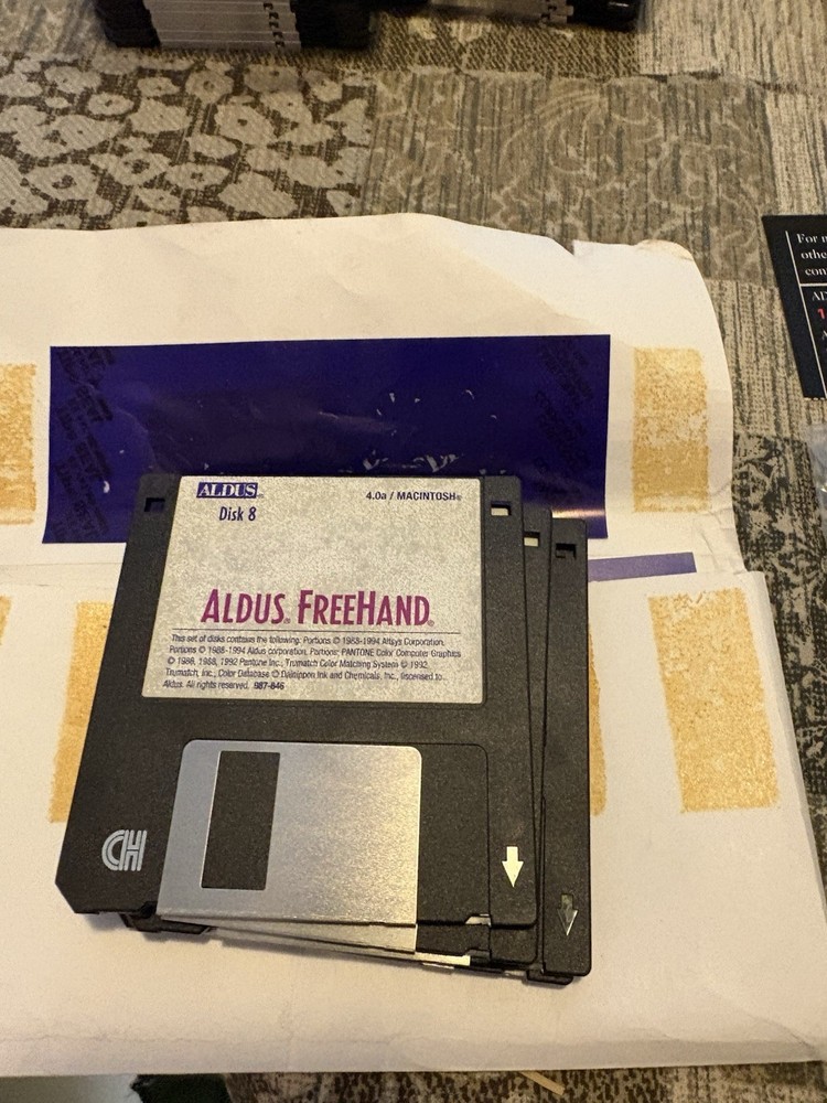 Apple HUGE Disk Lot () Mixed Software UNTESTED