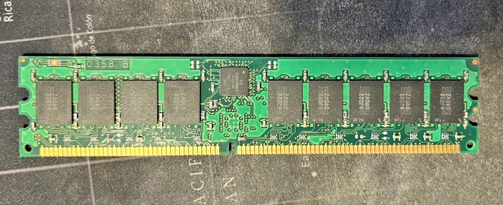 PC-2700 1GB DDR ECC Register Module DIMM Memory
