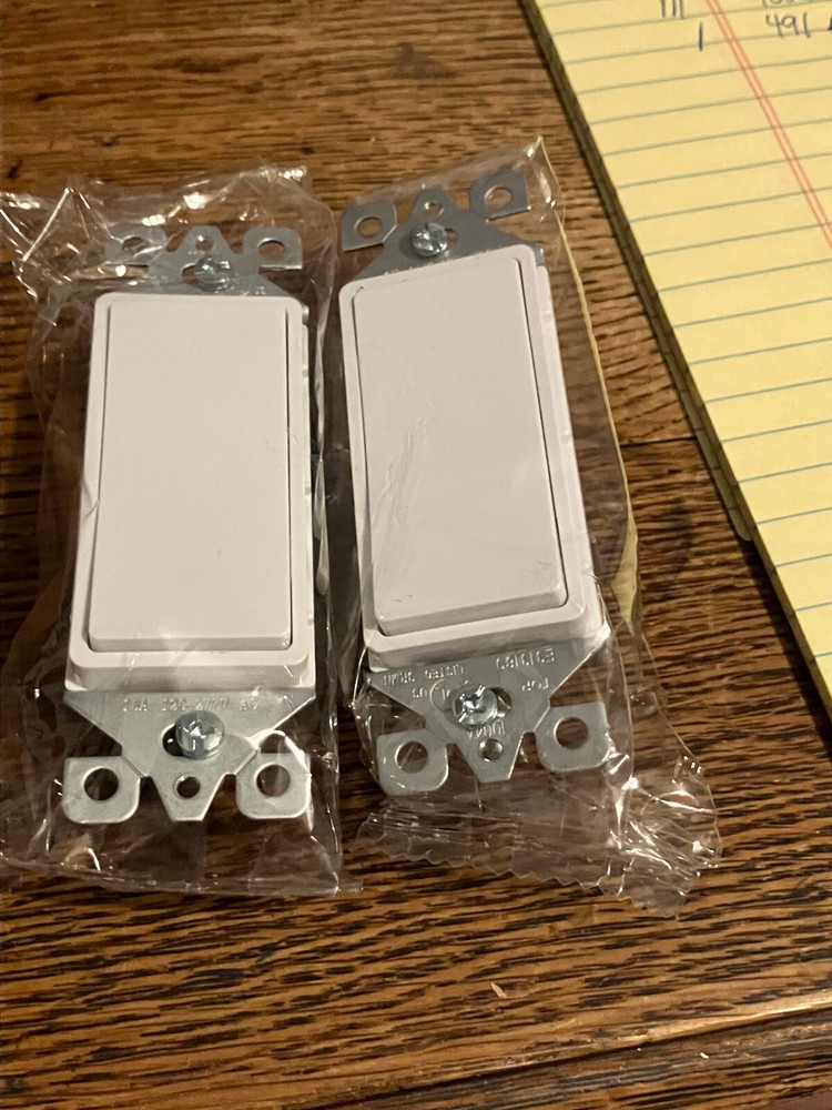 2 NEW DECORATOR DECORA PLUS SINGLE POLE ROCKER SWITCH, GROUNDING 15A WHITE