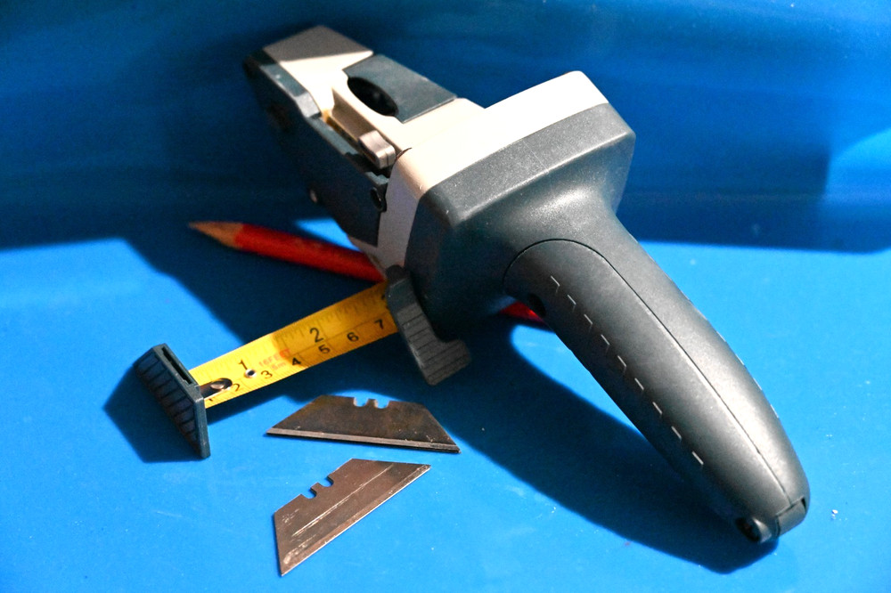 Gypsum Board Cutter Drywall Cutting Tool
