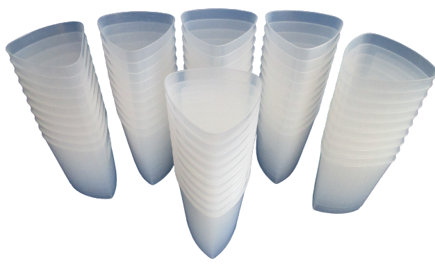 Medegen Polypropelene Triangular Graduated Measuring Container 32oz/1000cc