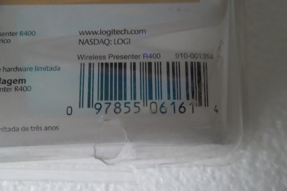 Logitech Wireless Presenter R400 50' Range Receiver Laser Pointer 910-00135 NEW