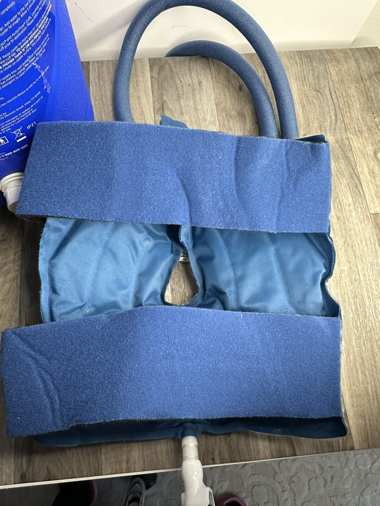 Cryo/Cuff Cryocuff Cooler Therapy Motorized IC Compression Knee Medium Size