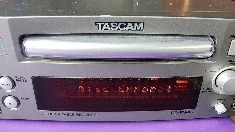 NON-WORKING Tascam CD-RW4U CD Rewritable Recorder Disc Read Error