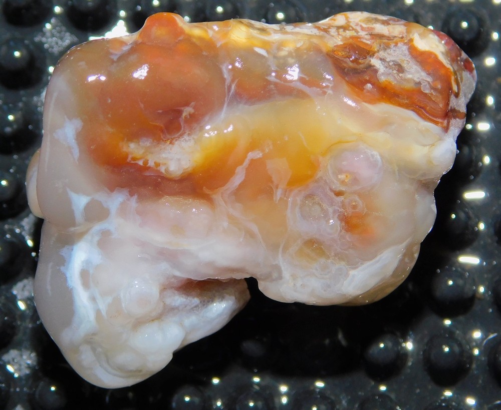 botryoidal Aguascalientes Fire Agate lapidary cabbing rough chunk Mexico 36 gram