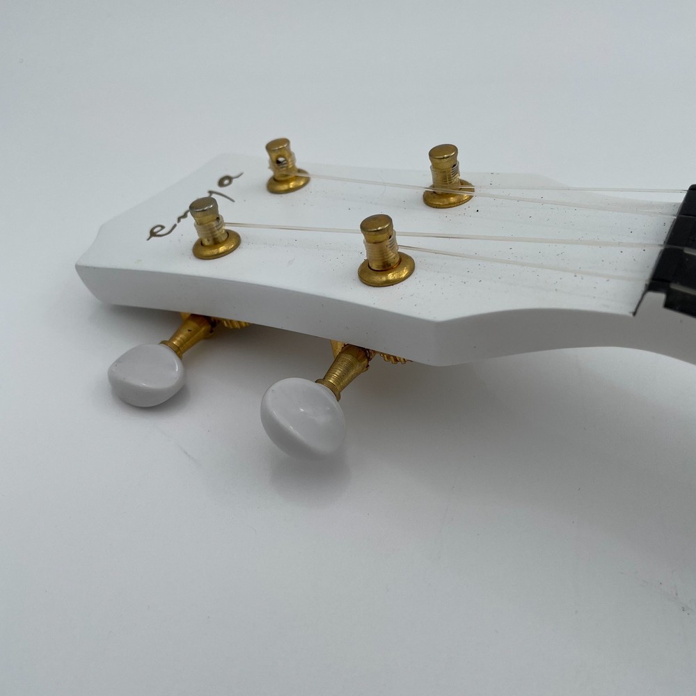 Enya Ukulele White