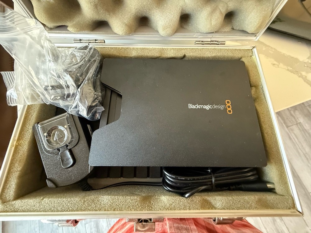 BLACKMAGIC RECORDER