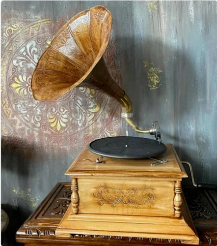 Antique Gramophone, Fully Functional Working Phonograph, win-up record player