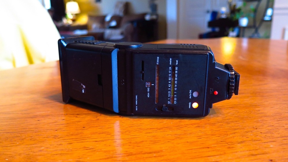 Sunpak Auto 266D Thyristor Shoe Mount Flash for Nikon