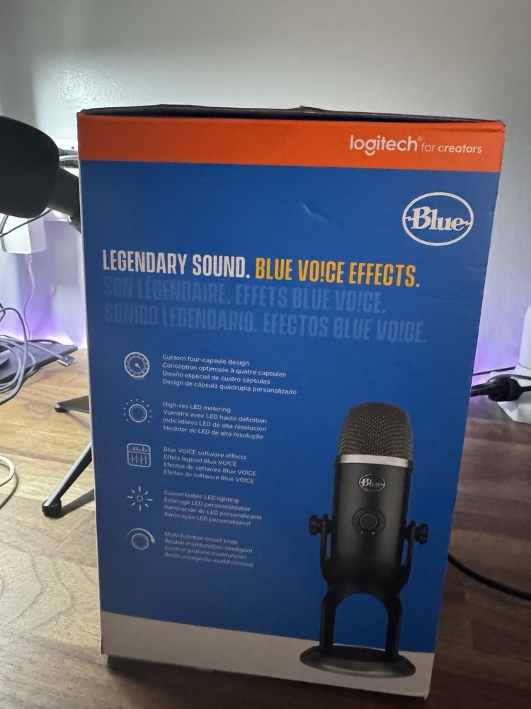 Blue Yeti X USB Condenser Microphone Multi-Pattern w/ Blue VOICE & LED Lighting